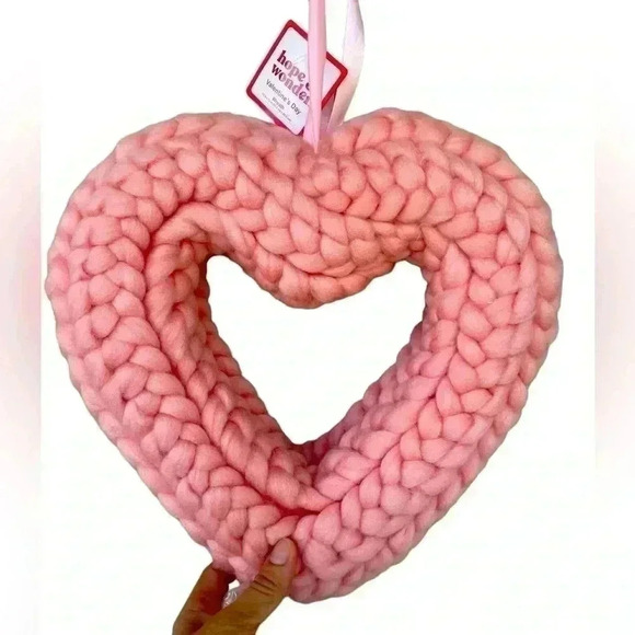 Hope and Wonder decor Valentine’s Day wreath pink size 13”x12” NWT - Picture 1 of 2